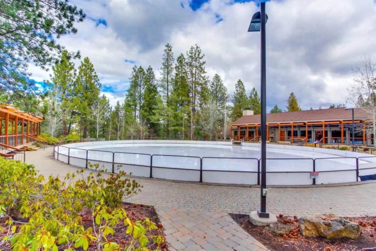 Deschutes River Woods Seventh Mountain Resort מראה חיצוני תמונה